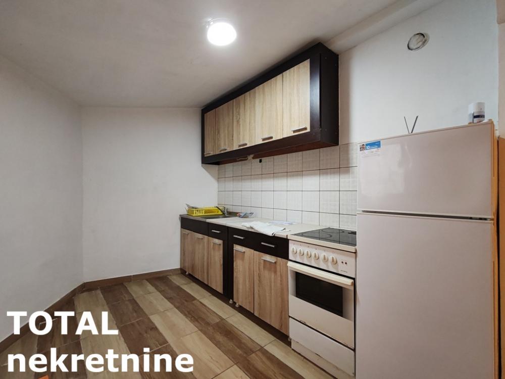 Slika 7 - Stan,NOVI SAD,CENTAR,kv: 26.00, € 63500, ID: 1102079