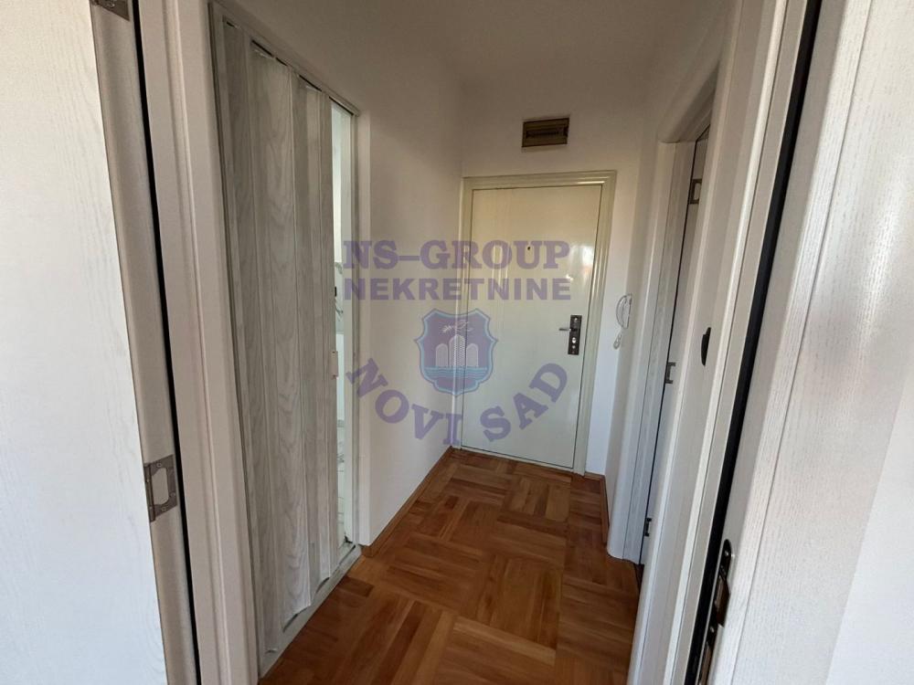 Slika 2 - Odličan dvosoban stan na Novom Naselju 