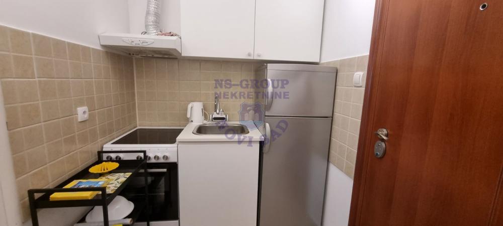 Slika 5 - Prodaja stana, 28m2, Salajka (Partizanska ulica) Novi Sad