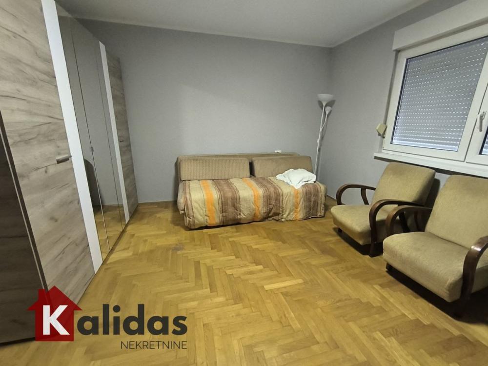 Slika 2 - Stan,NOVI SAD,ADAMOVIĆEVO NASELJE,kv: 31, € 87500, ID: 1008474
