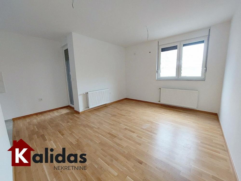 Slika 1 - Stan,NOVI SAD,TELEP,kv: 71, € 156000, ID: 1008401