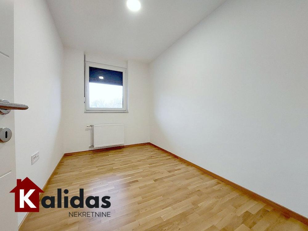 Slika 7 - Stan,NOVI SAD,TELEP,kv: 71, € 156000, ID: 1008401