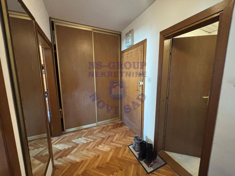 Slika 5 - Dvoiposoban na Staroj detelinari