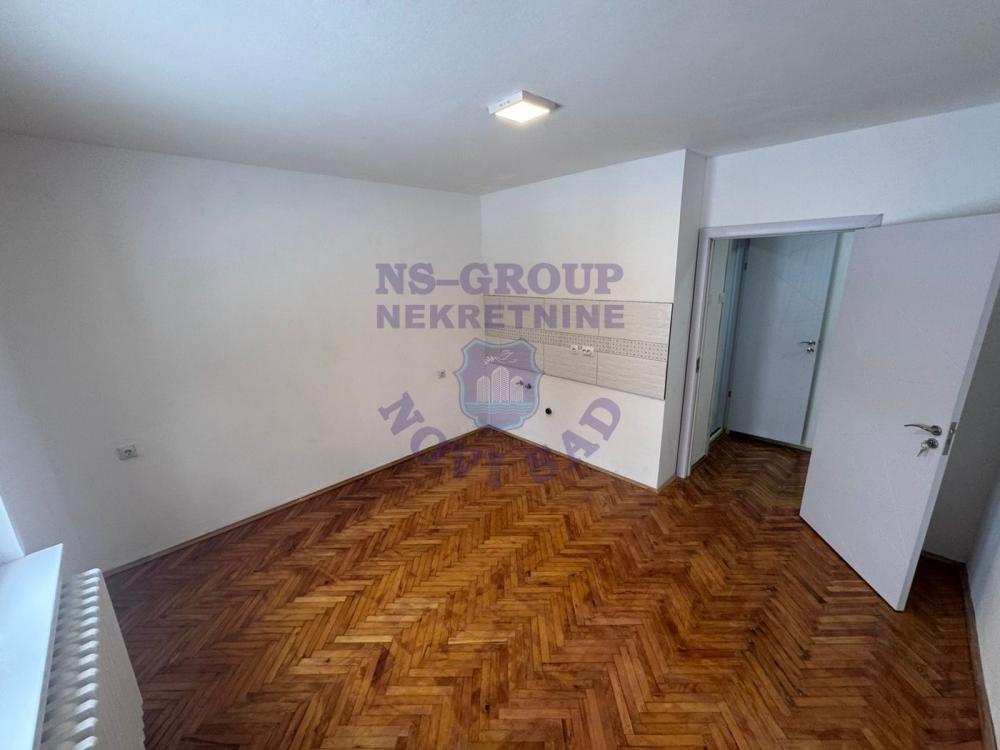 Slika 2 - Dvosoban renoviran stan na Satelitu