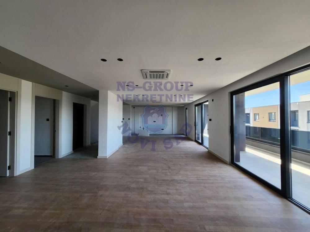 Slika 2 - Šestosoban, 210m2, sa terasom, ima lift