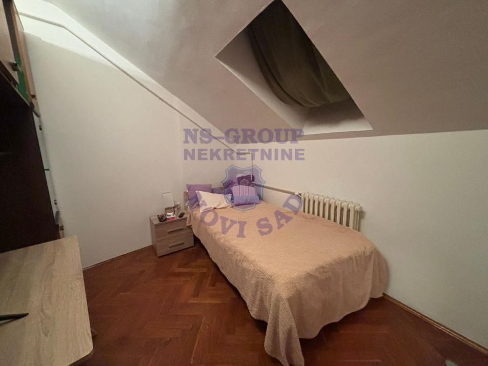 Slika 10 - Dvoiposoban stan na Bulevaru