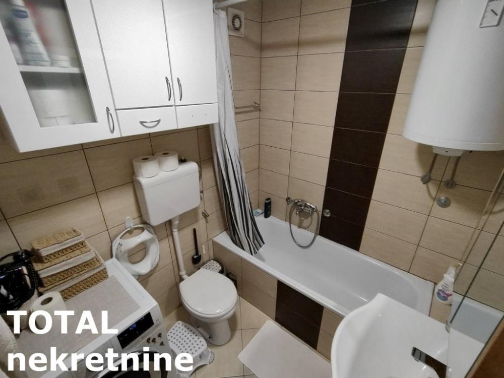 Slika 7 - Stan,NOVI SAD,GRBAVICA,kv: 42.00, € 150000, ID: 1102008