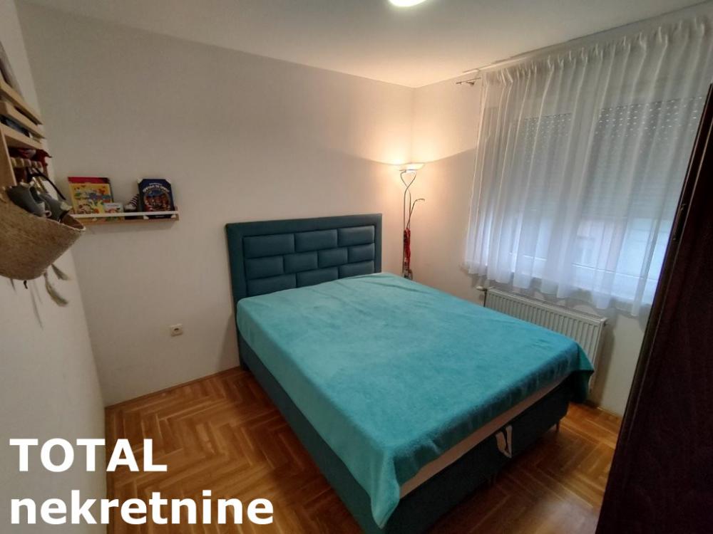 Slika 4 - Stan,NOVI SAD,GRBAVICA,kv: 42.00, € 150000, ID: 1102008