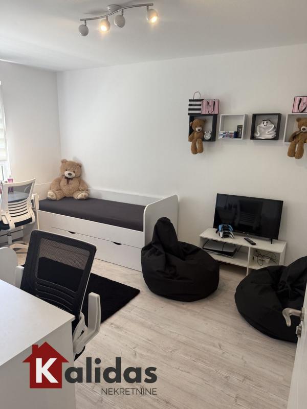 Slika 3 - Stan,NOVI SAD,SAJAM,kv: 55, € 153470, ID: 1007922