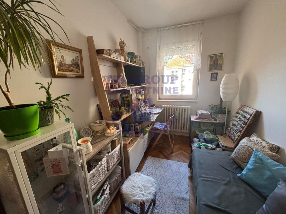 Slika 5 - Š:562266 Dvoiposoban na Staroj Detelinari!