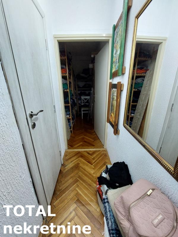 Slika 10 - Stan,NOVI SAD,BULEVAR,kv: 56.00, € 150000, ID: 1102107
