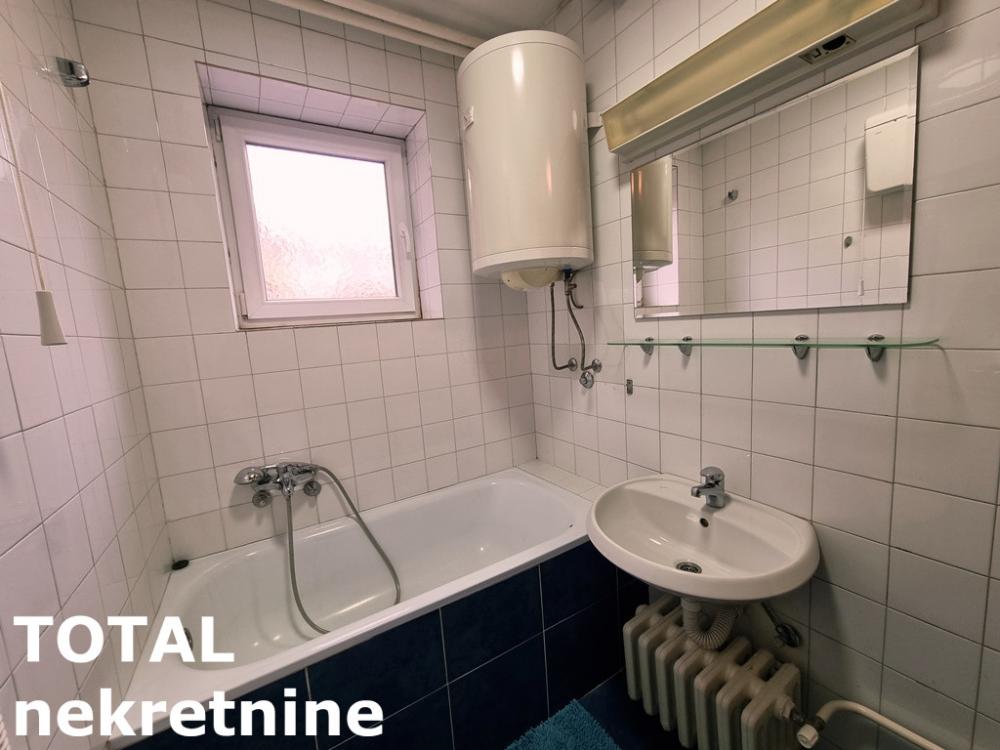 Slika 7 - Stan,NOVI SAD,SATELIT,kv: 25.00, € 72000, ID: 1101858