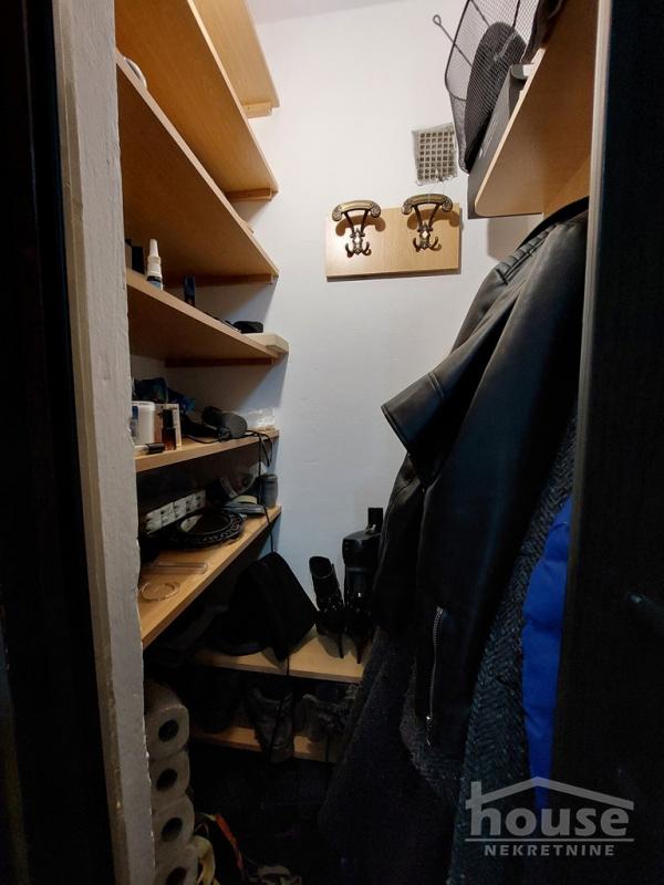 Slika 9 - Stan,NOVI SAD,BULEVAR,kv: 56.00, € 150000, ID: 1065259