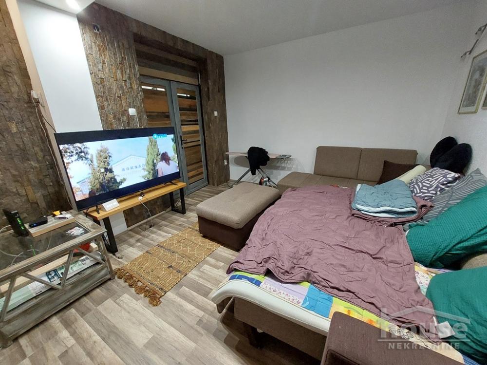 Slika 3 - Stan,NOVI SAD,BULEVAR,kv: 56.00, € 150000, ID: 1065259