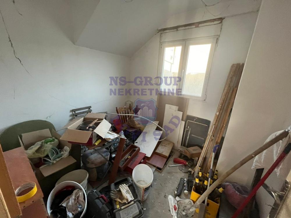 Slika 2 - Odličan jednoiposoban stan na Somborskoj rampi