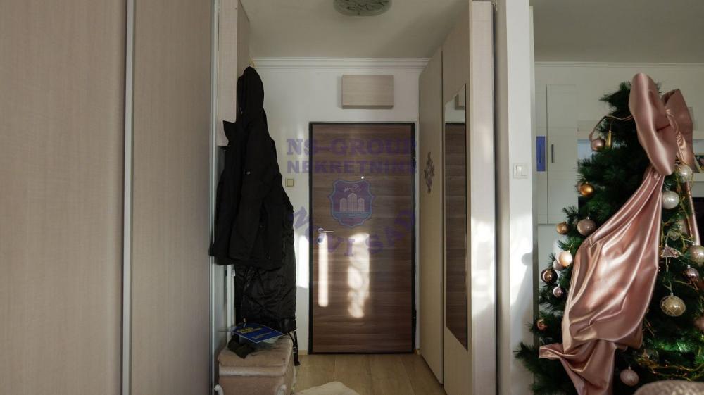 Slika 6 - Kompletno namješten i renoviran četvorosoban stan na Limanu 2 