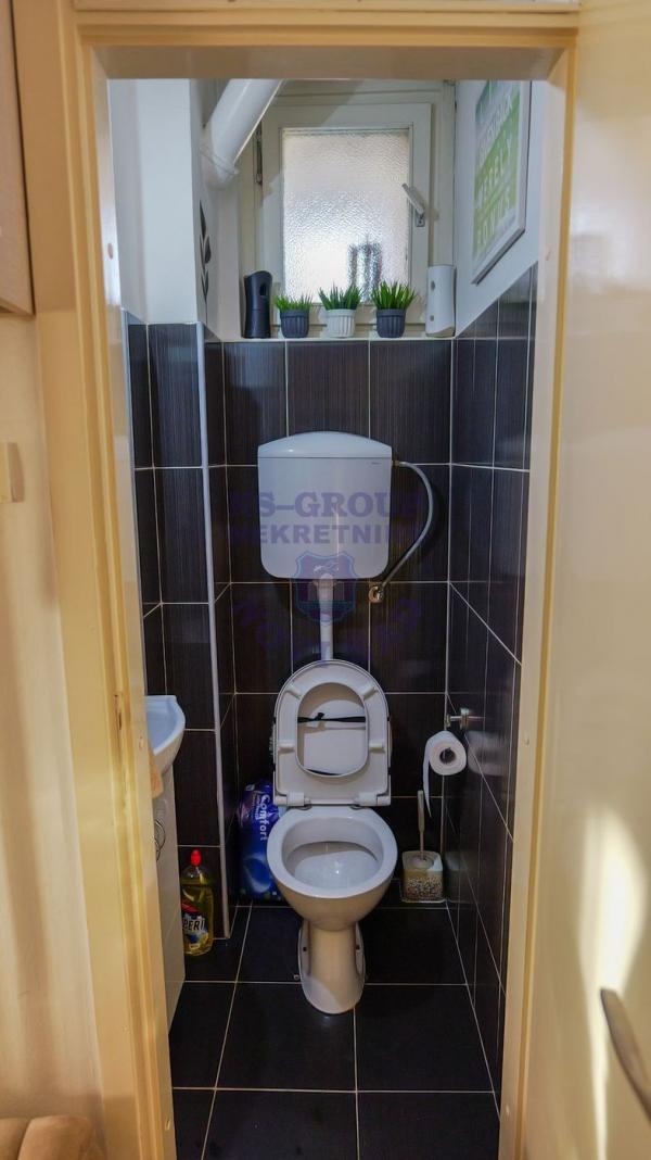 Slika 7 - Kompletno namješten i renoviran četvorosoban stan na Limanu 2 