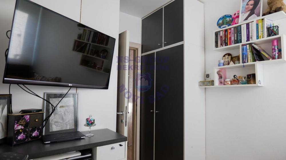 Slika 9 - Kompletno namješten i renoviran četvorosoban stan na Limanu 2 