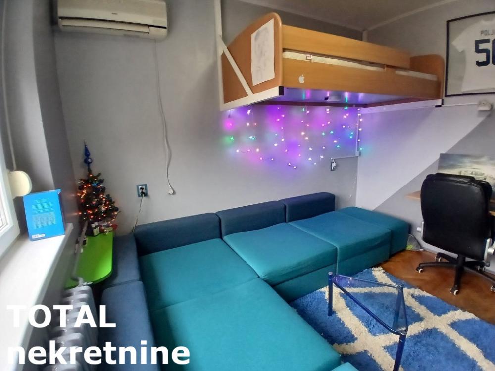 Slika 11 - Stan,NOVI SAD,PODBARA,kv: 48.00, € 136000, ID: 1102102