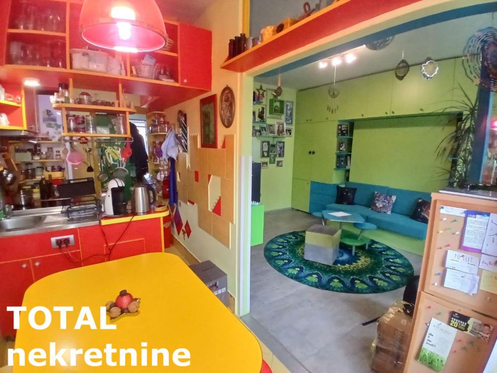 Slika 3 - Stan,NOVI SAD,PODBARA,kv: 48.00, € 136000, ID: 1102102