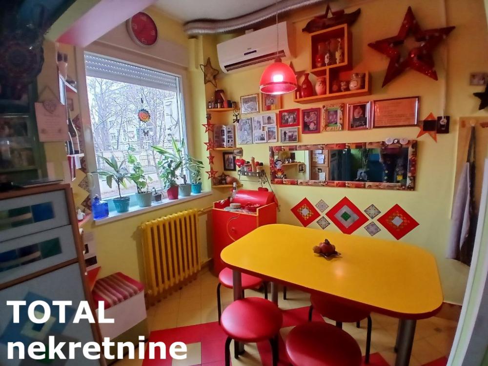 Slika 4 - Stan,NOVI SAD,PODBARA,kv: 48.00, € 136000, ID: 1102102