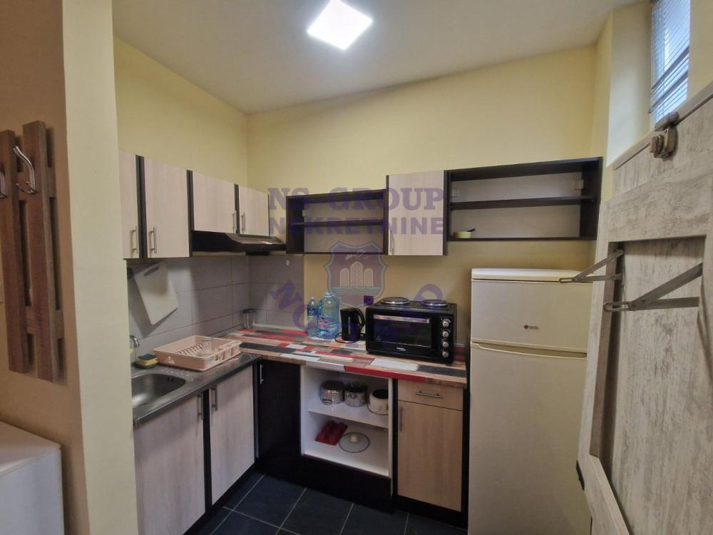 Slika 4 - Odlična, kompletno nameštena garsonjera na Grbavici