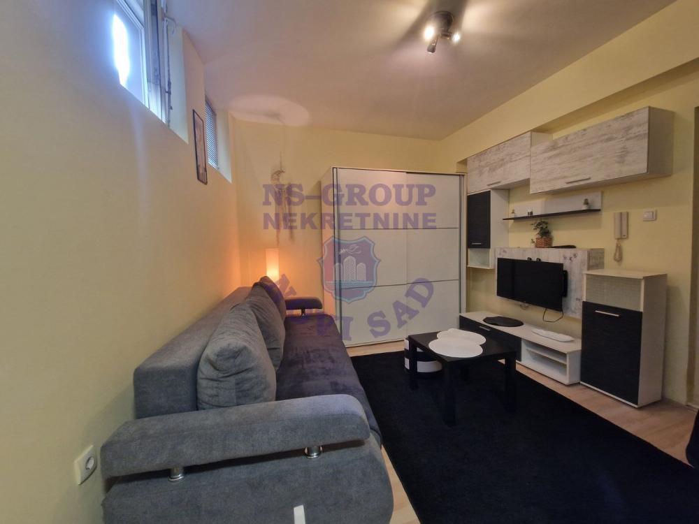 Slika 3 - Odlična, kompletno nameštena garsonjera na Grbavici