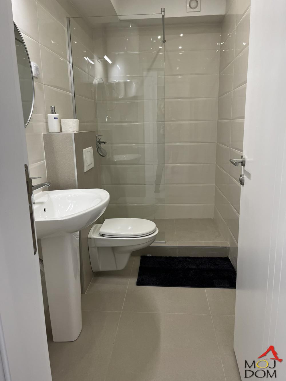 Slika 10 - Stan,NOVI SAD,SALAJKA,kv: 101, € 339900, ID: 1031702