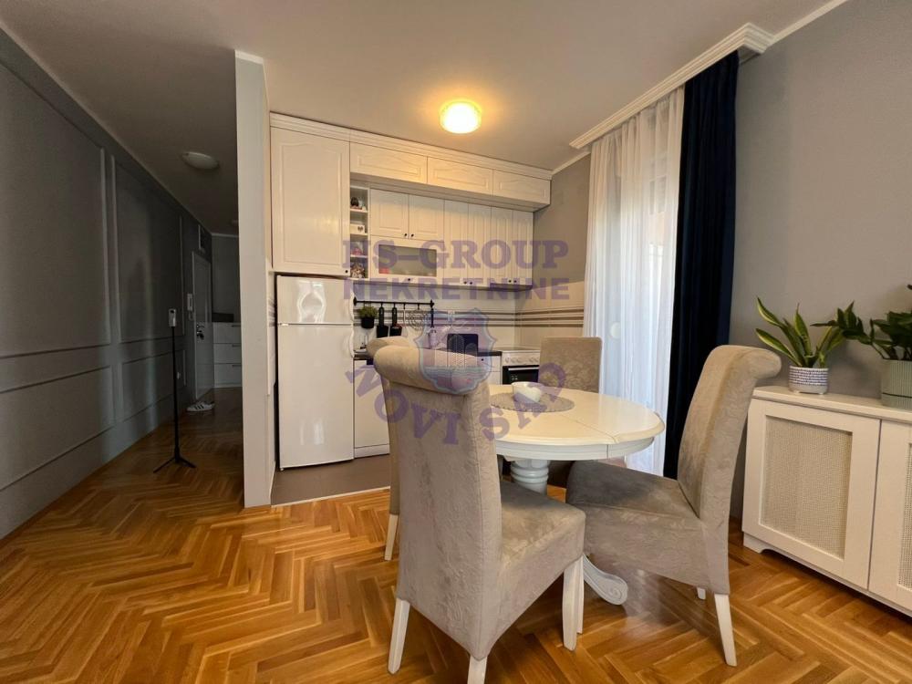 Slika 2 - Dvoiposoban, 52m2, Telep Novi Sad