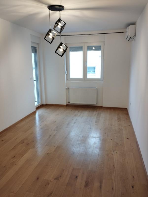 Slika 3 - Stan,NOVI SAD,TELEP,kv: 38.00, € 118000, ID: 1059058