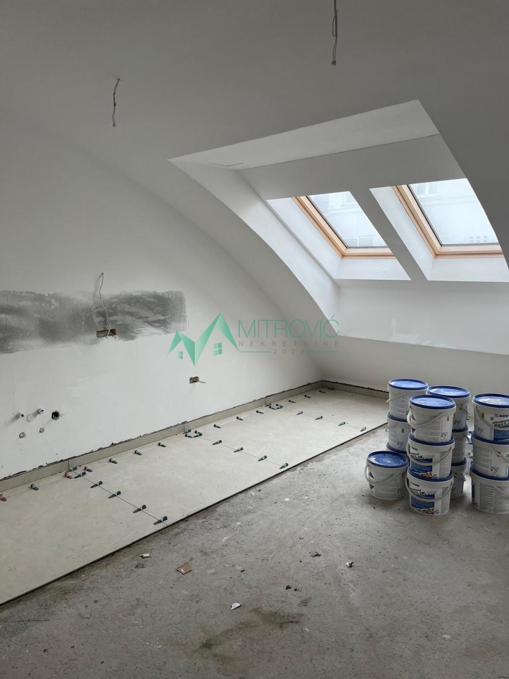 Slika 3 - Lux četvoroiposoban penthouse na Grbavici - izuzetna ponuda 