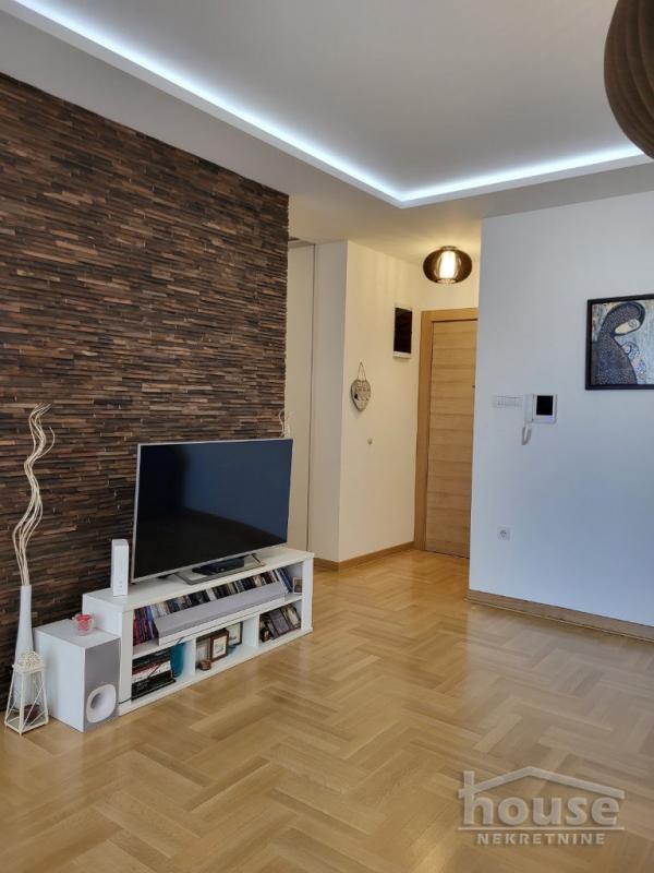 Slika 10 - Stan,NOVI SAD,CENTAR,kv: 104.00, € 380000, ID: 1063161