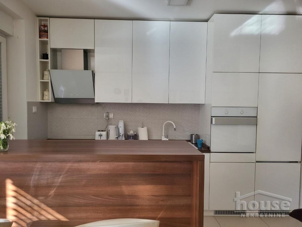 Slika 7 - Stan,NOVI SAD,CENTAR,kv: 104.00, € 380000, ID: 1063161