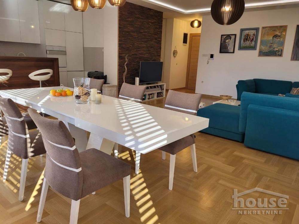 Slika 1 - Stan,NOVI SAD,CENTAR,kv: 104.00, € 380000, ID: 1063161
