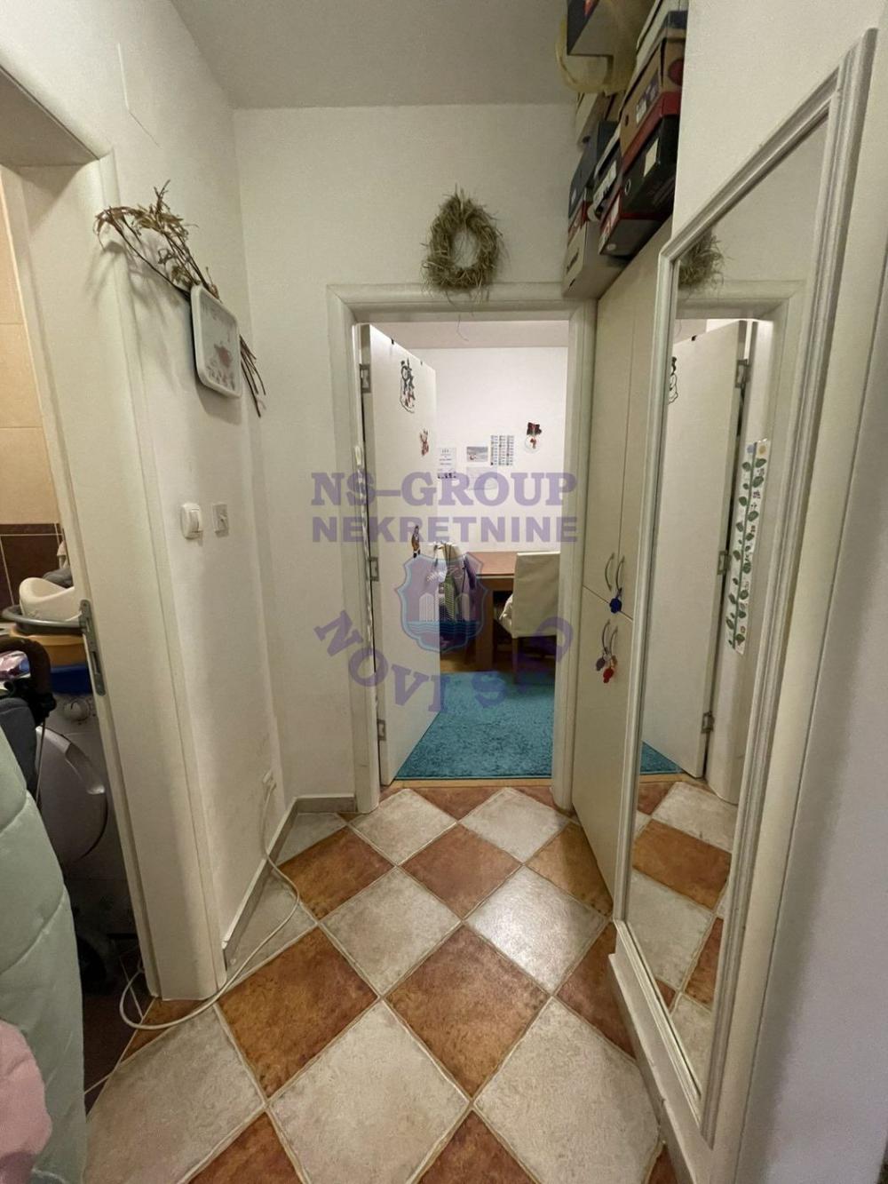 Slika 7 - Dvosoban, 47m2, Nova Detelinara Novi Sad, sa terasom, ima lift