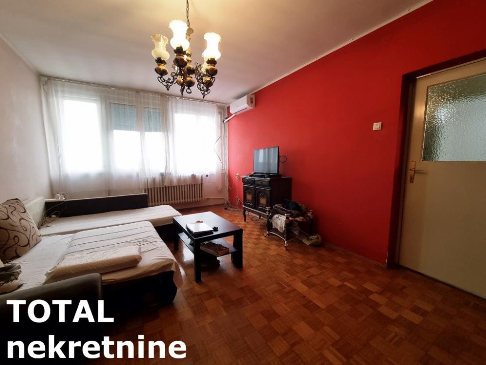 Slika 1 - Stan,NOVI SAD,ZELEZNICKA STANICA,kv: 59.00, € 120000, ID: 1102115