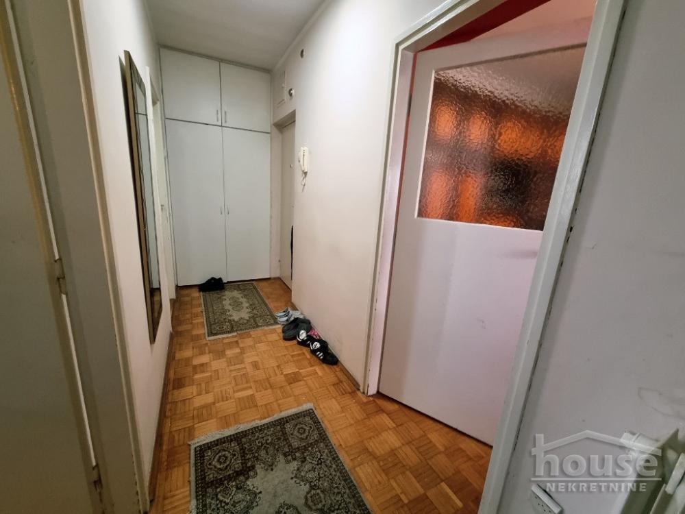 Slika 11 - Stan,NOVI SAD,ZELEZNICKA STANICA,kv: 59.00, € 120000, ID: 1065267