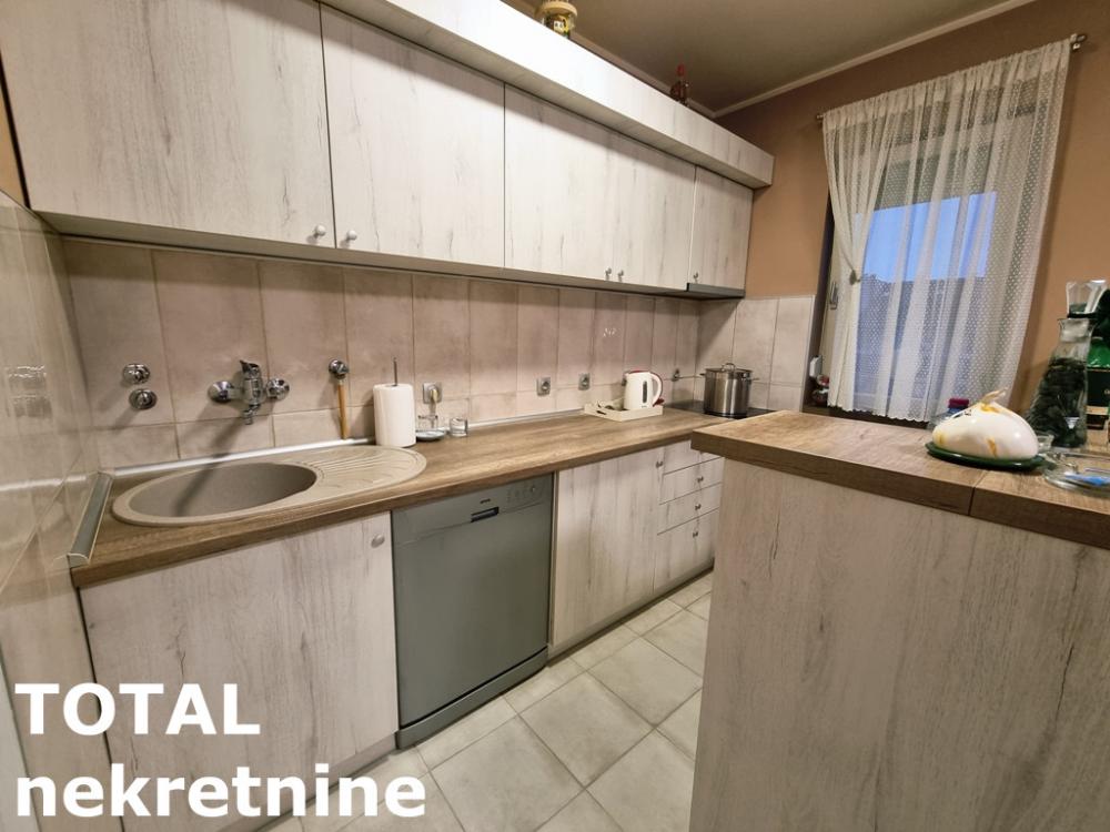 Slika 4 - Stan,NOVI SAD,NOVO NASELJE - ŠARENGRAD,kv: 52.00, € 120000, ID: 1102103