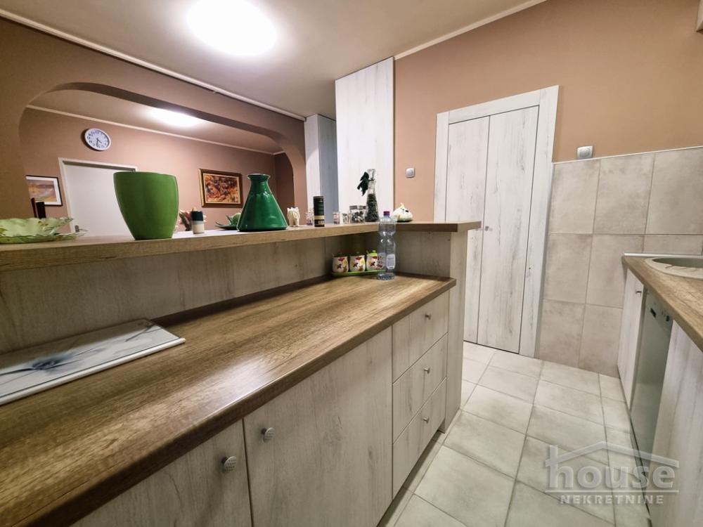 Slika 10 - Stan,NOVI SAD,NOVO NASELJE - ŠARENGRAD,kv: 52.00, € 120000, ID: 1065255