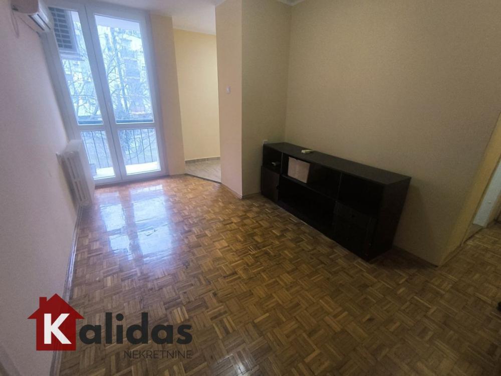 Glavna slika -Stan,NOVI SAD,SATELIT,kv: 43, € 97800, ID: 1008482