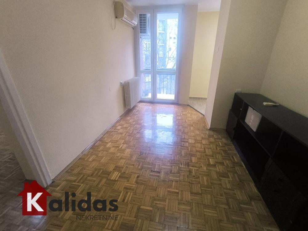 Slika 1 - Stan,NOVI SAD,SATELIT,kv: 43, € 97800, ID: 1008482