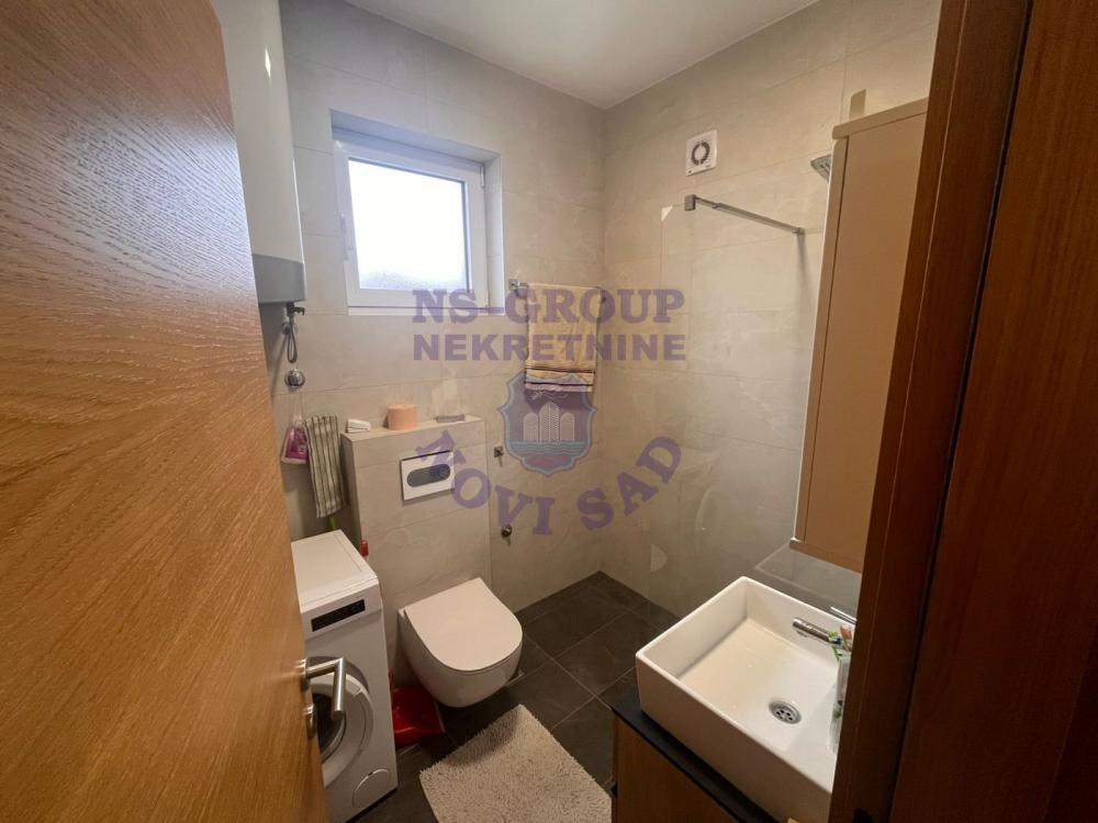 Slika 7 - Jednoiposoban, 35m2, Novi Sad centar Novi Sad