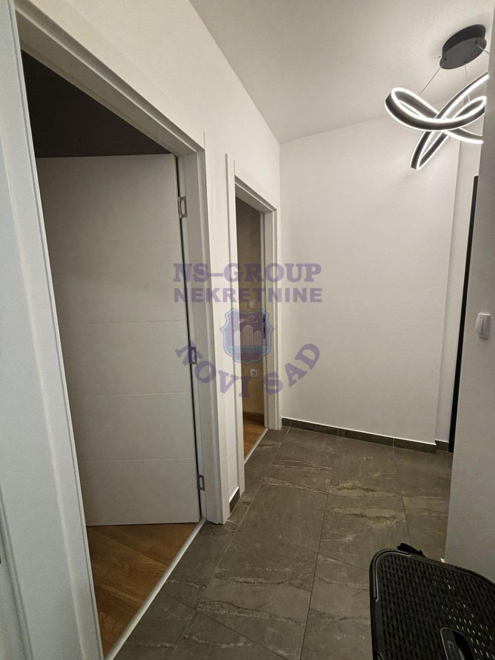 Slika 6 - Fenomenalan trosoban stan u Sremskoj Kamenici