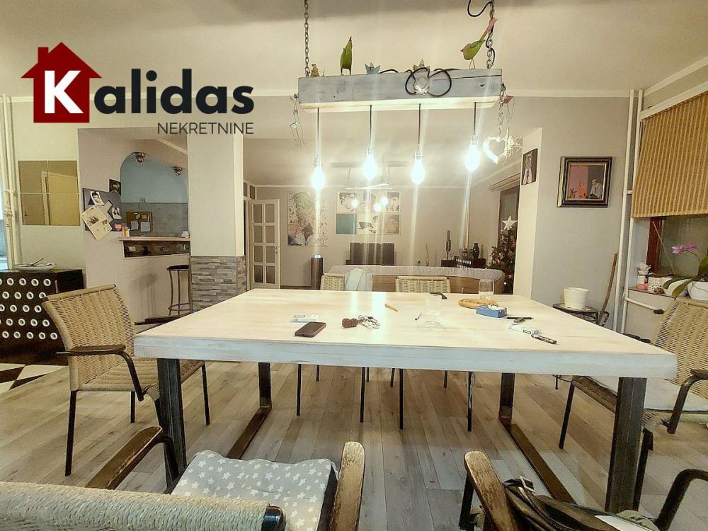 Slika 6 - Stan,NOVI SAD,CENTAR,kv: 102, € 236900, ID: 1008495