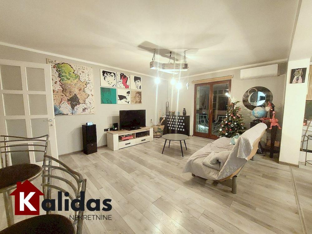 Slika 1 - Stan,NOVI SAD,CENTAR,kv: 102, € 236900, ID: 1008495