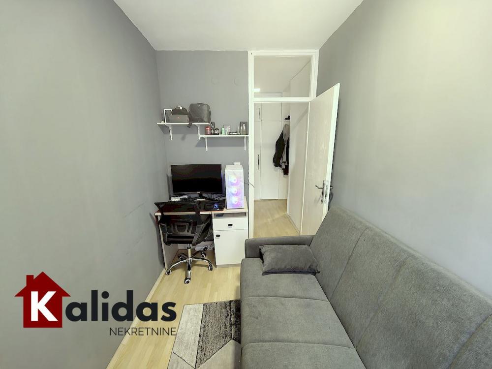 Slika 9 - Stan,NOVI SAD,LIMAN 2,kv: 70, € 257500, ID: 1008399