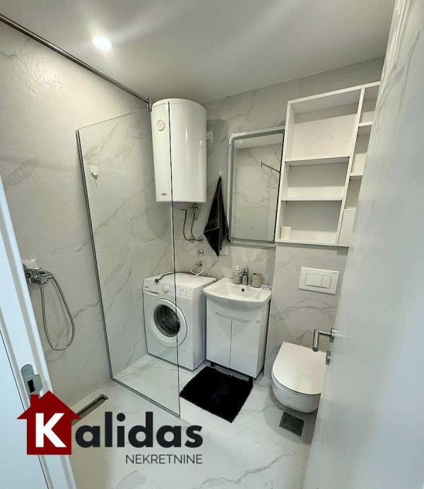Slika 7 - Stan,NOVI SAD,PODBARA,kv: 36, € 129800, ID: 1008461
