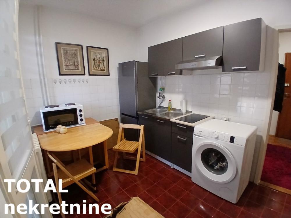 Slika 4 - Stan,NOVI SAD,CENTAR,kv: 42.00, € 119000, ID: 1102131