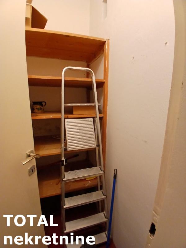 Slika 8 - Stan,NOVI SAD,CENTAR,kv: 42.00, € 119000, ID: 1102131