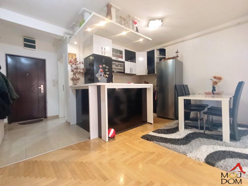 Slika 10 - Stan,NOVI SAD,TELEP,kv: 64, € 151600, ID: 1031612
